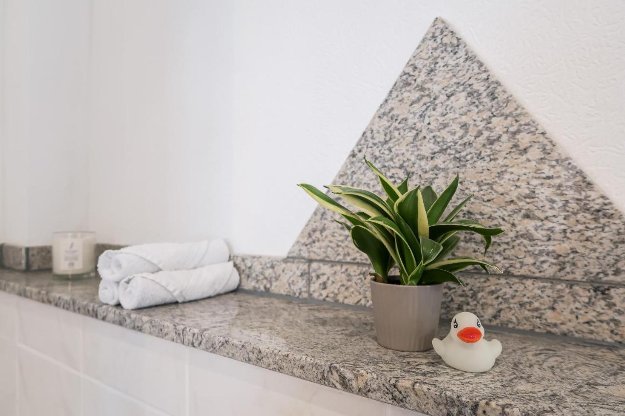 Hotel Service Apartments Am Prinzenplatz Kamp-Lintfort Kültér fotó