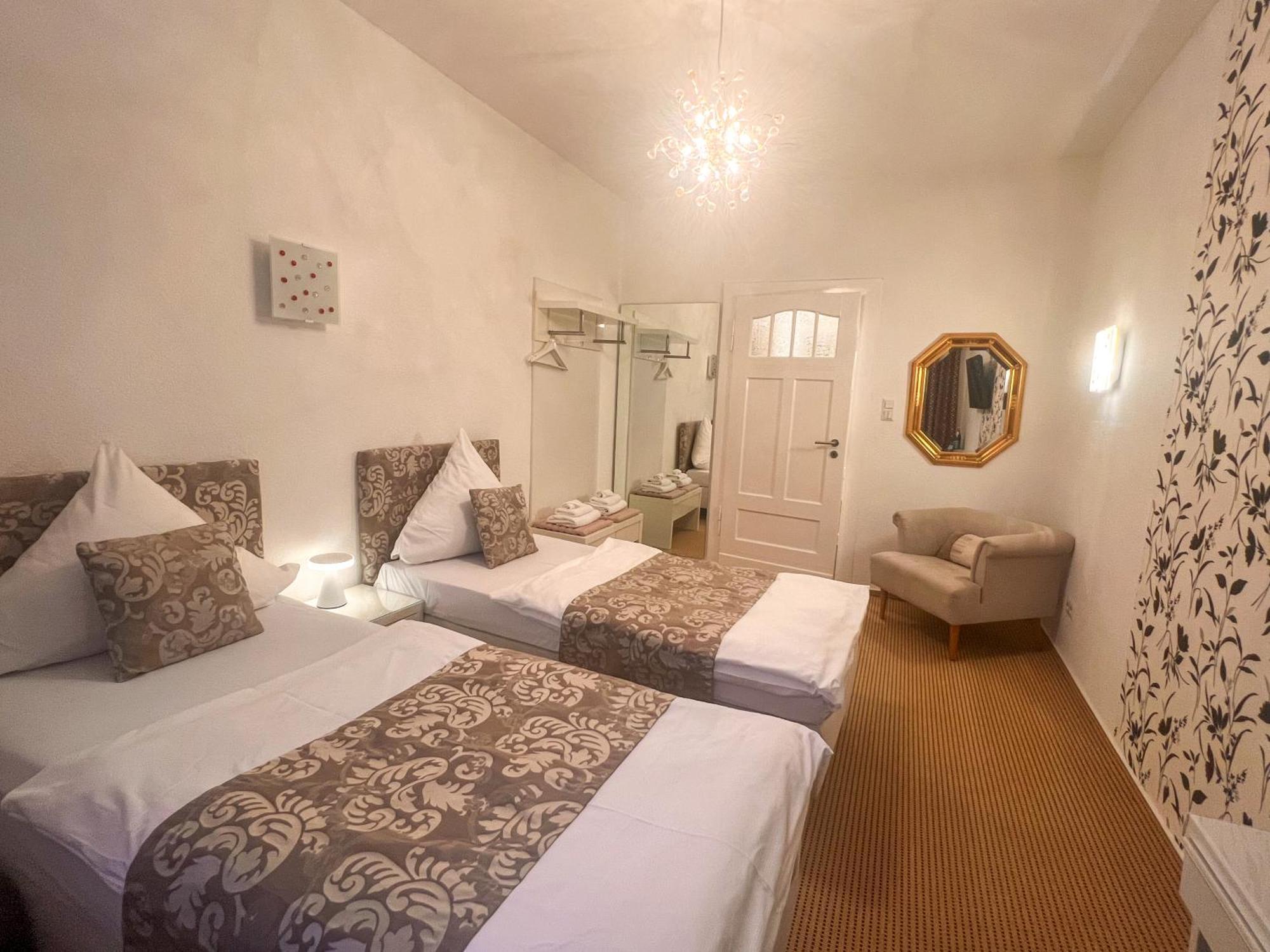 Hotel Service Apartments Am Prinzenplatz Kamp-Lintfort Kültér fotó